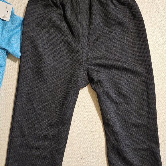 Under Armour Kids Athletic Boy’s 2-Piece Shirt and Pants 9/12M - New - Picture 5 of 7